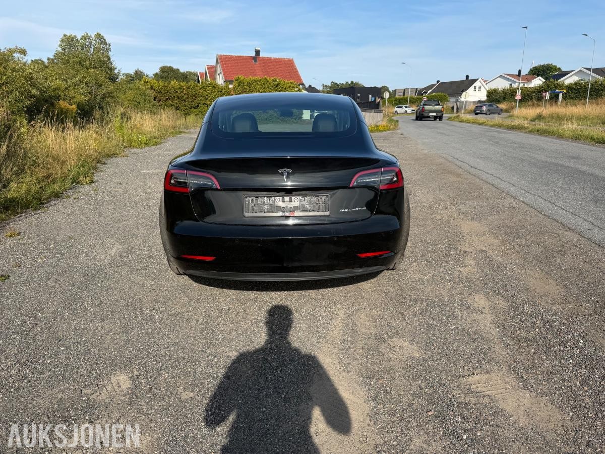 2021 Tesla Model 3, Long Range AWD, 168000km