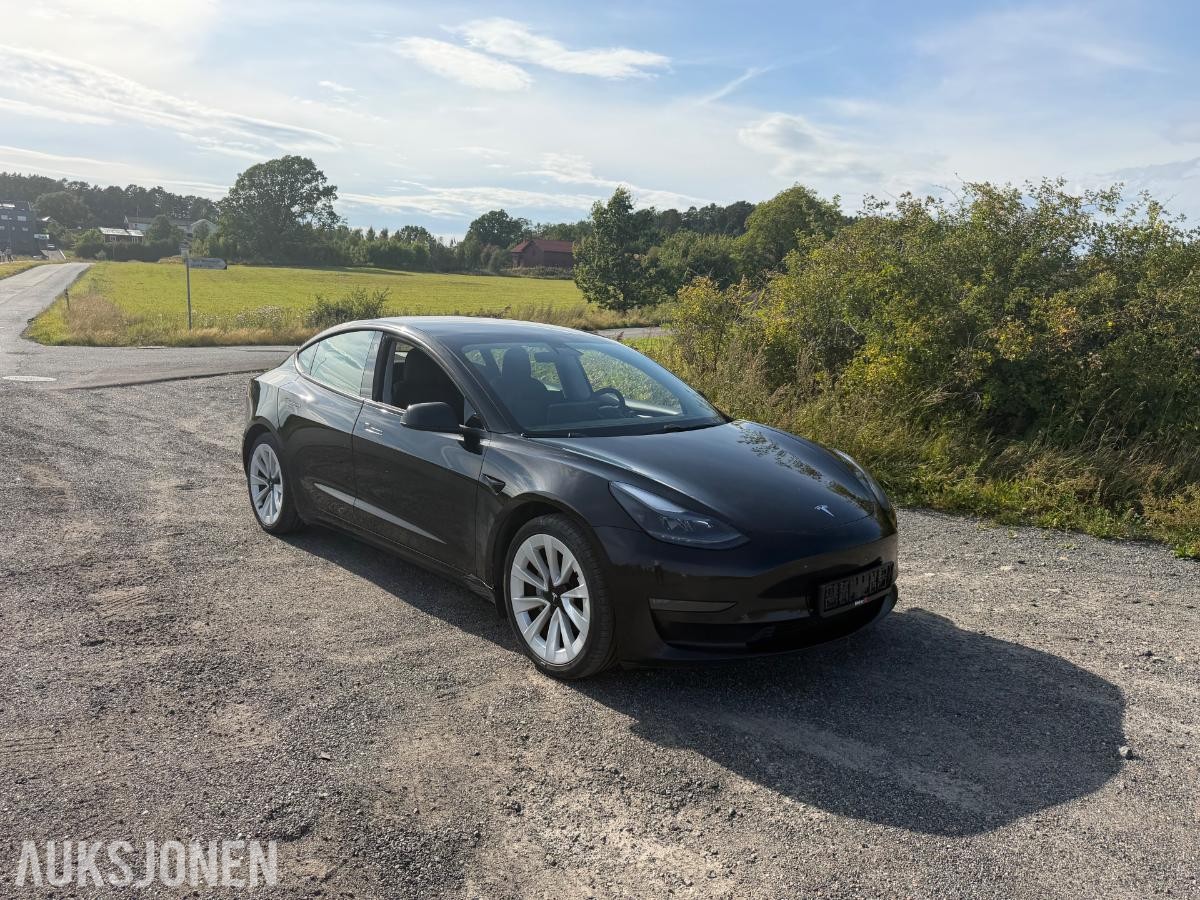 2021 Tesla Model 3, Long Range AWD, 168000km