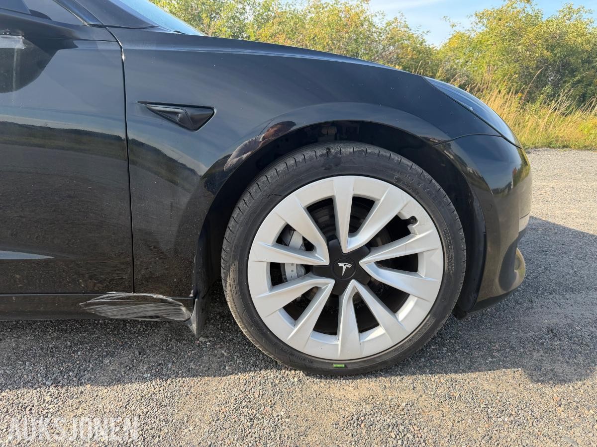 2021 Tesla Model 3, Long Range AWD, 168000km