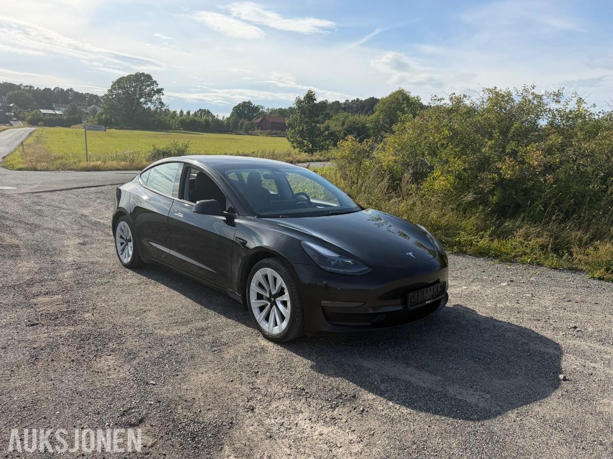 2021 Tesla Model 3, Long Range AWD, 168000km