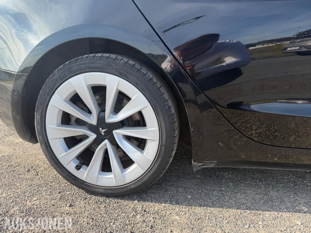 2021 Tesla Model 3, Long Range AWD, 168000km