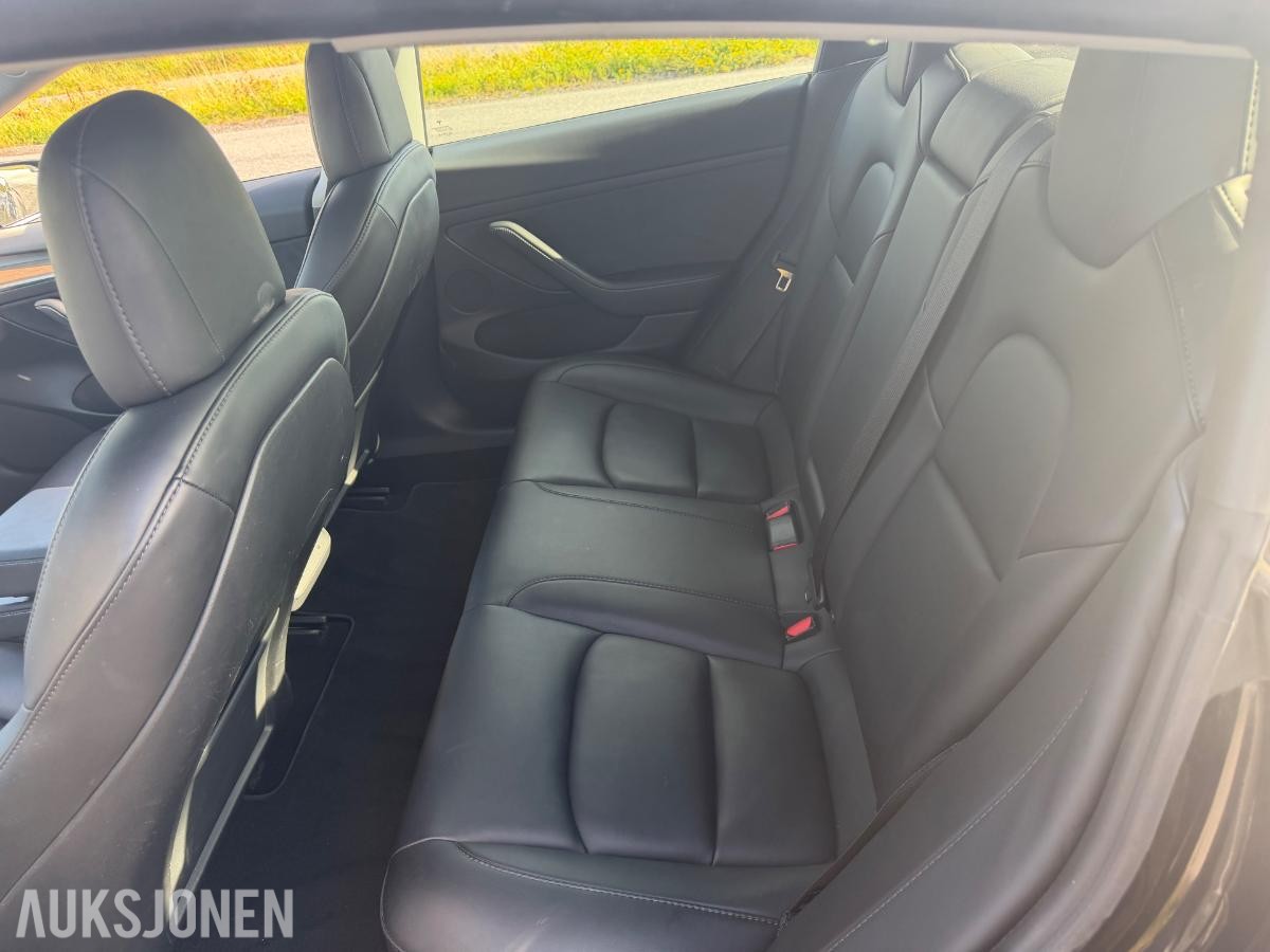 2021 Tesla Model 3, Long Range AWD, 168000km
