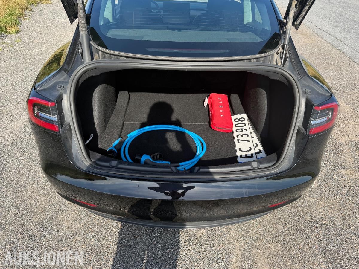 2021 Tesla Model 3, Long Range AWD, 168000km