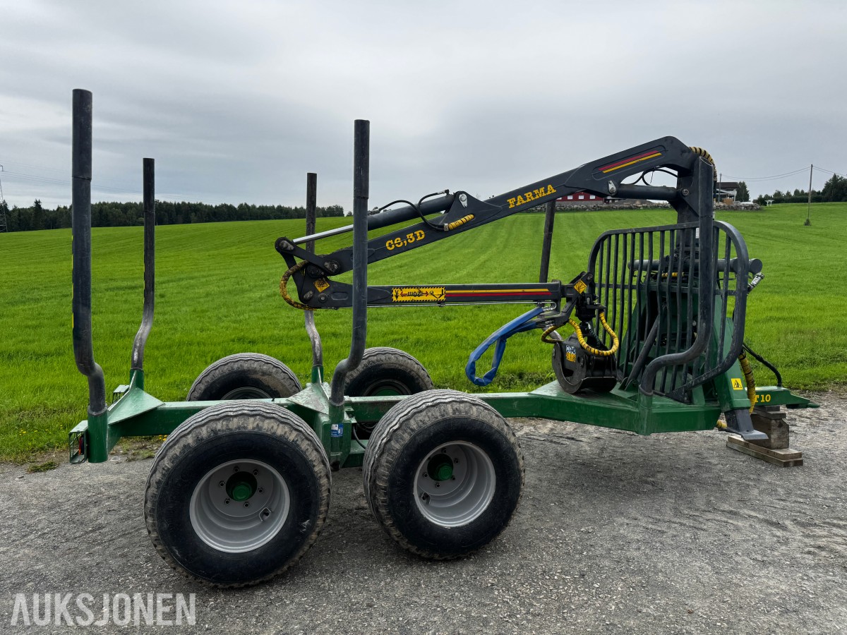 2017 Farma T10 tømmerhenger med kran