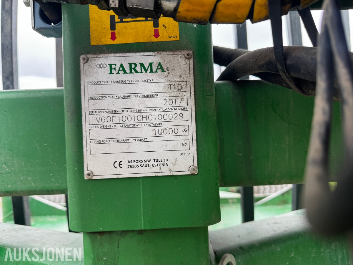2017 Farma T10 tømmerhenger med kran
