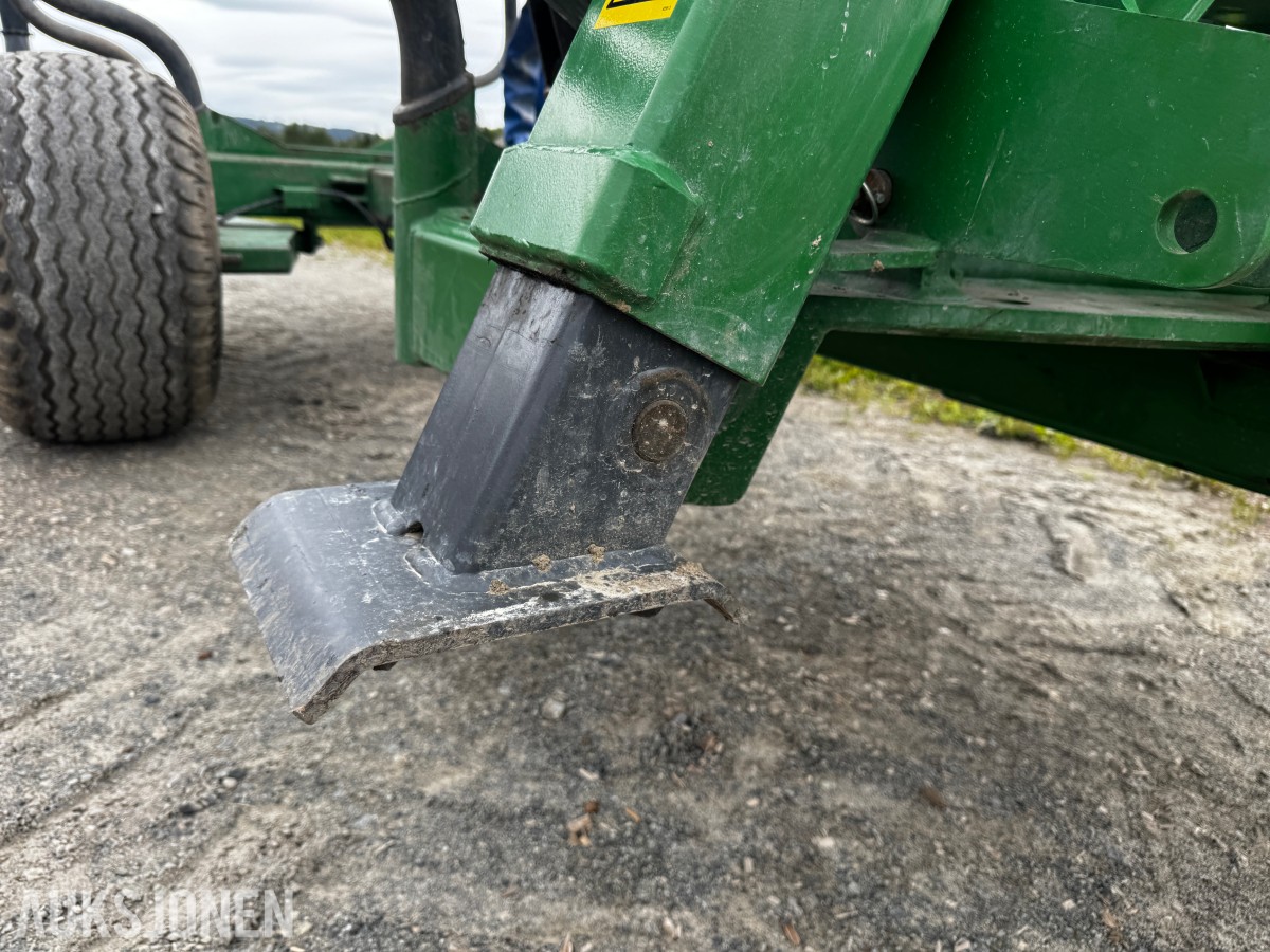 2017 Farma T10 tømmerhenger med kran