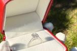  2,01 Carat Oval Diamantring (D / VVS2) & Sidesteiner – IGI-Sertifisert