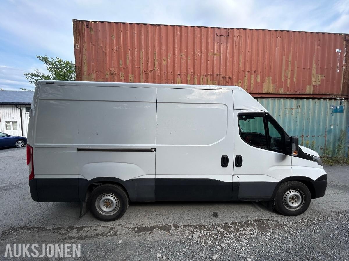 2017 Iveco Daily 35S14 Automat S+V dekk, EU ok til 02.2027