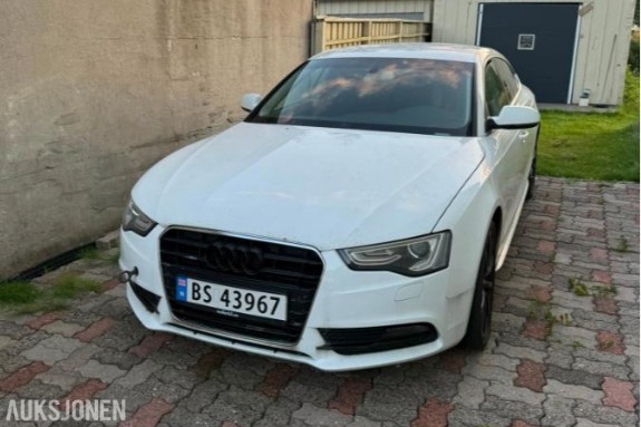 2012 Audi A5 1.8 170hk rep objekt facelift automat cruisekontroll