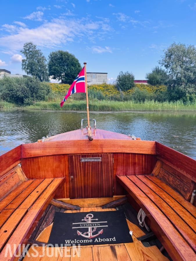 Skilsø Svege 1965 – 25 fot klassisk tresnekke