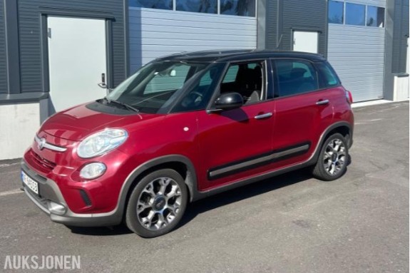 2013 Fiat 500L TREKKING 0.9 105hk s+v dekk ny clutch KUN 122500KM