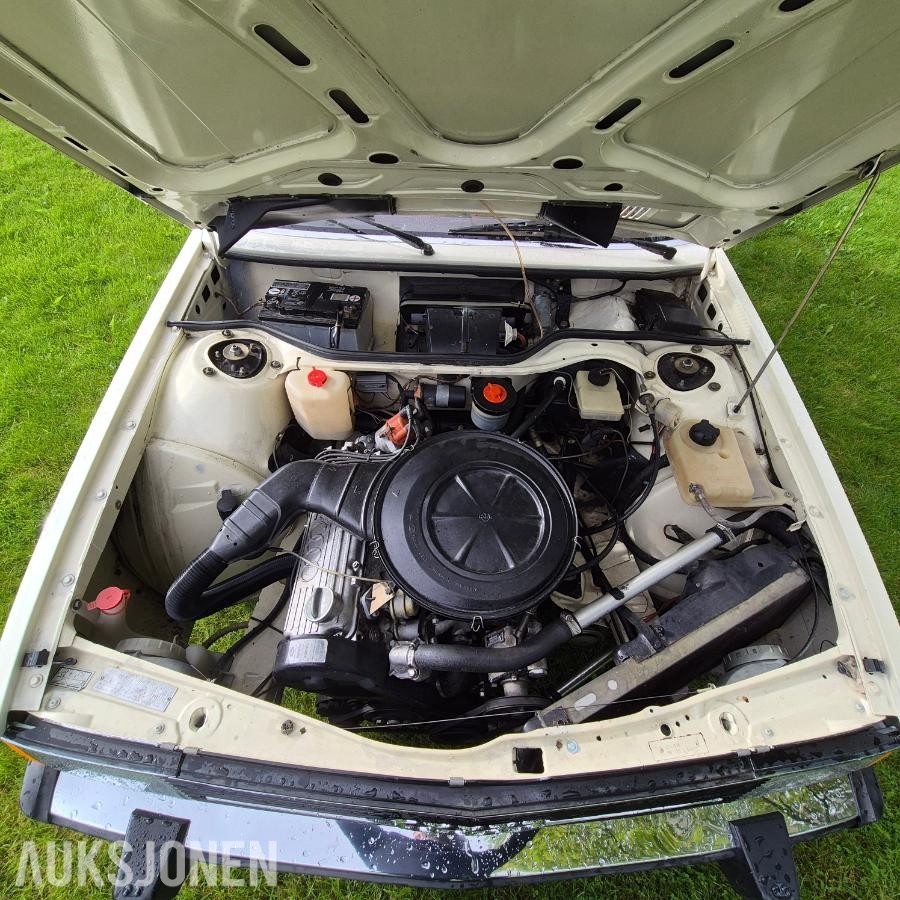 1977 Audi 100 