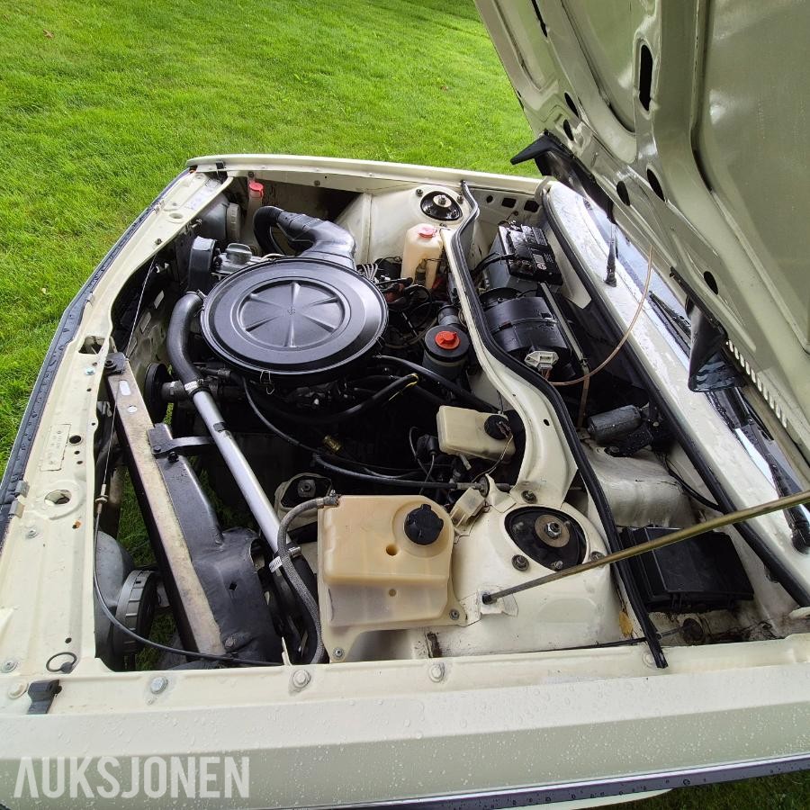 1977 Audi 100 