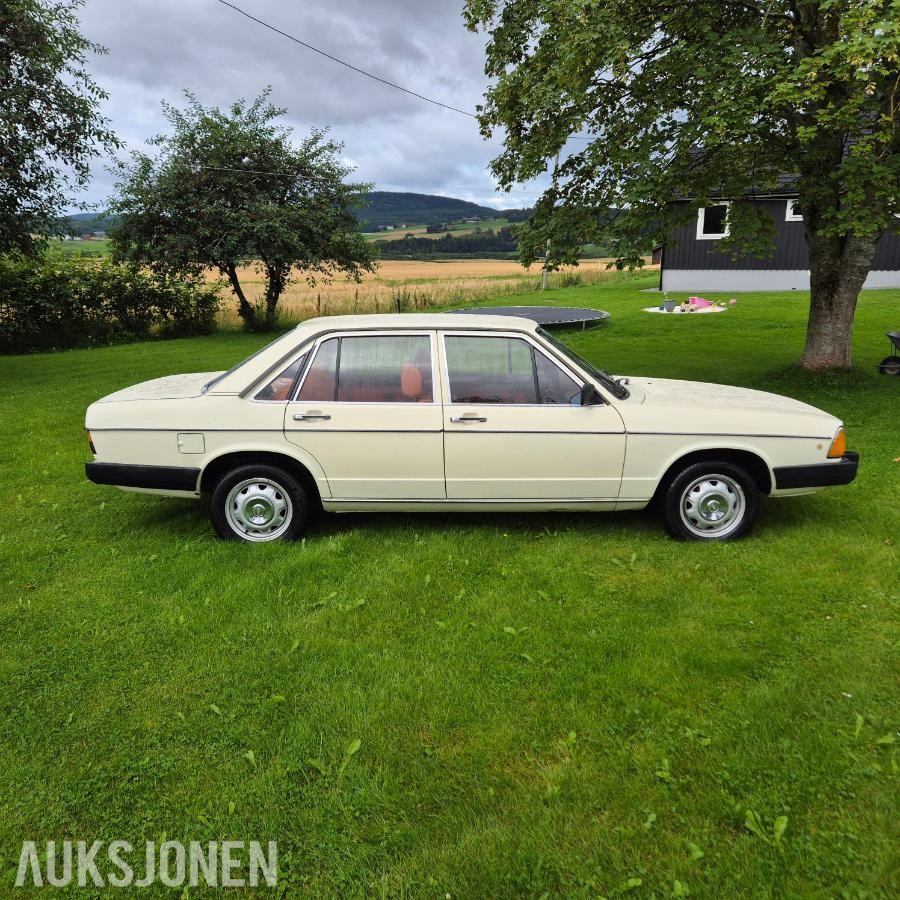 1977 Audi 100 