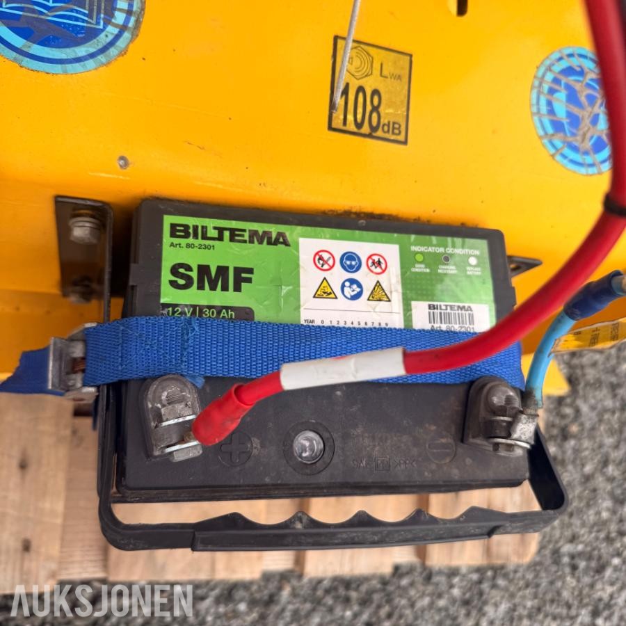 2015 **Dieseldrevet vibroplate ** SC330B rep objekt - ingen minstepris
