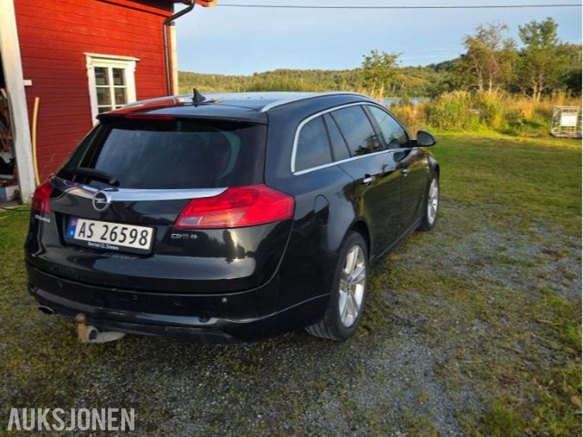 2011 Opel Insignia 2.0 Diesel 160hk AWD Cruisekontroll, Hemgerfeste