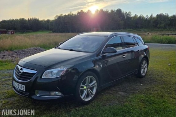 2011 Opel Insignia 2.0 Diesel 160hk AWD Cruisekontroll, Hemgerfeste
