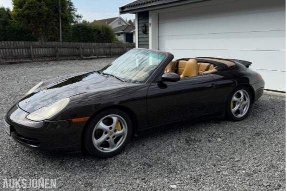 1999 Porsche 911 3.4 Cabriolet, Skinninteriør