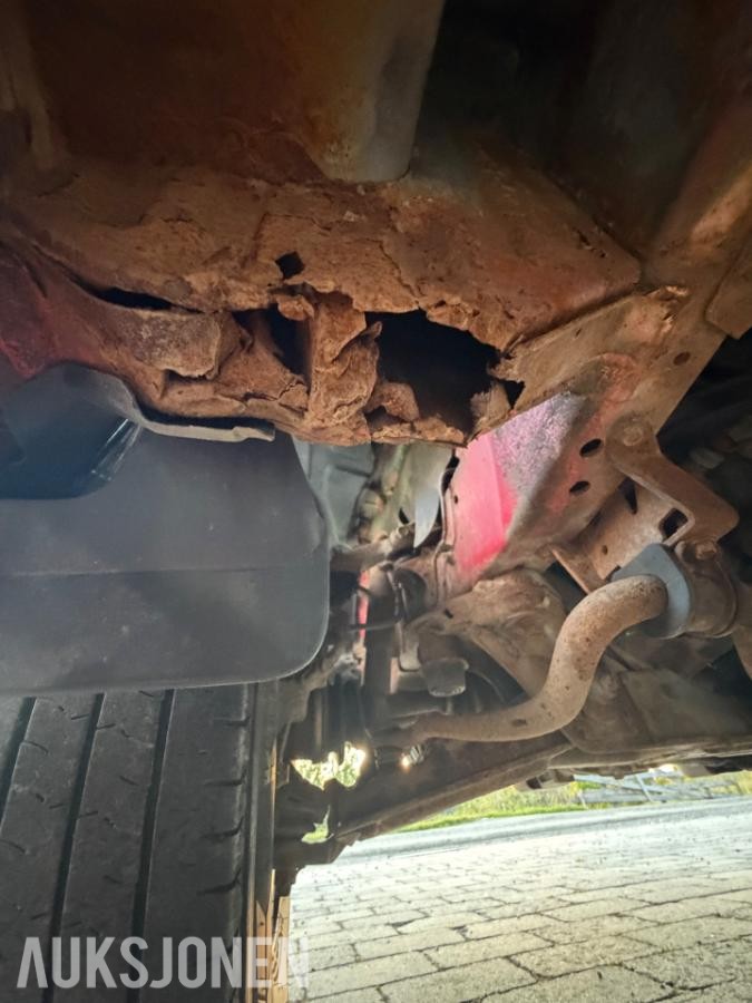 2000 Toyota HiAce, 2.4-90 D 4WD, 233000km