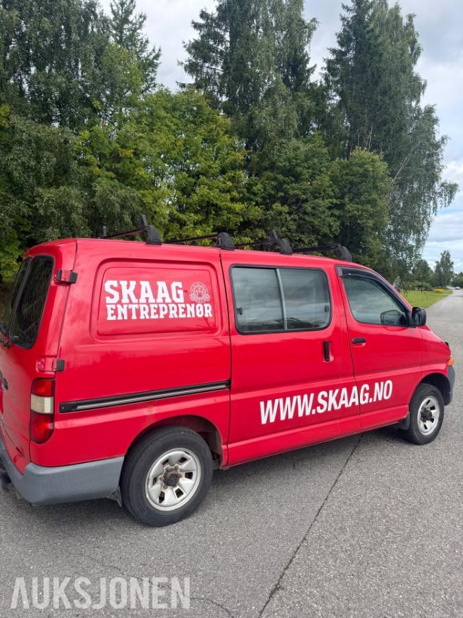 2000 Toyota HiAce, 2.4-90 D 4WD, 233000km