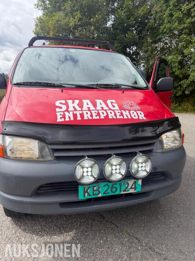 2000 Toyota HiAce, 2.4-90 D 4WD, 233000km