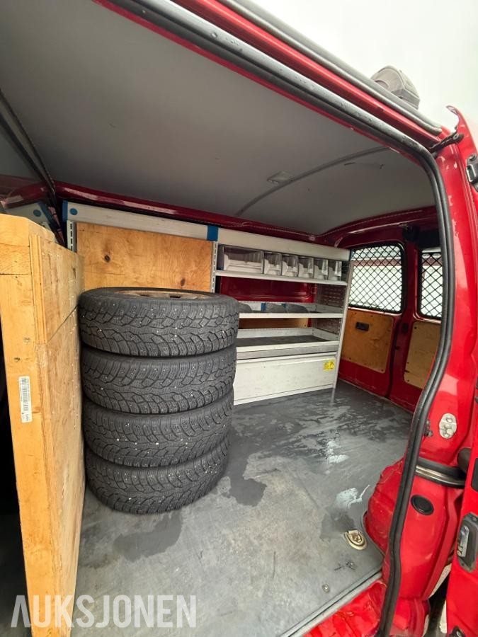 2000 Toyota HiAce, 2.4-90 D 4WD, 233000km