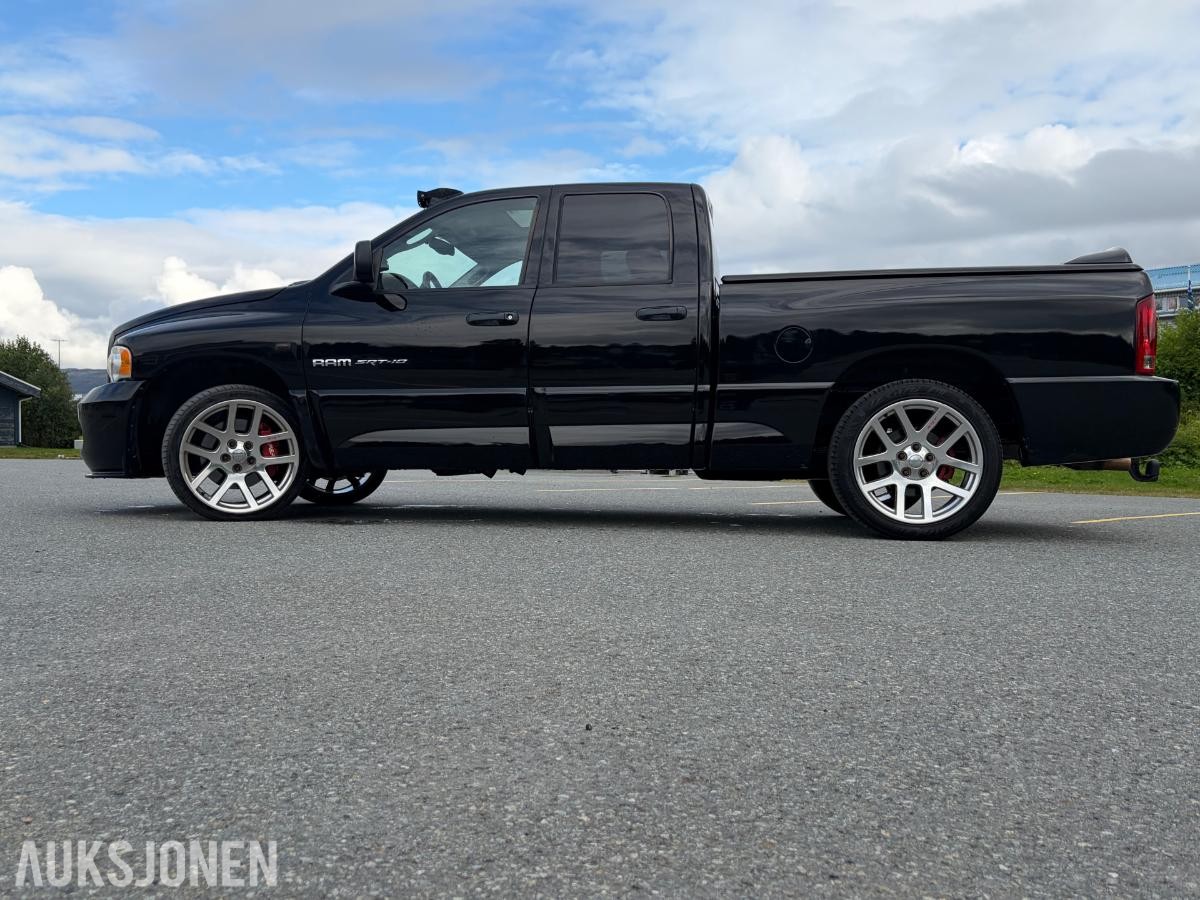 2005 Dodge RAM SRT-10 - 8.3-500 VIPER - 77600km