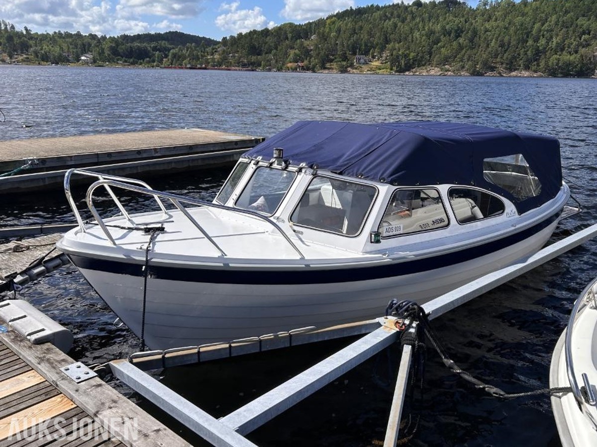 1978 Polar 20 med innenbords Volvo Penta D1 og registrert henger