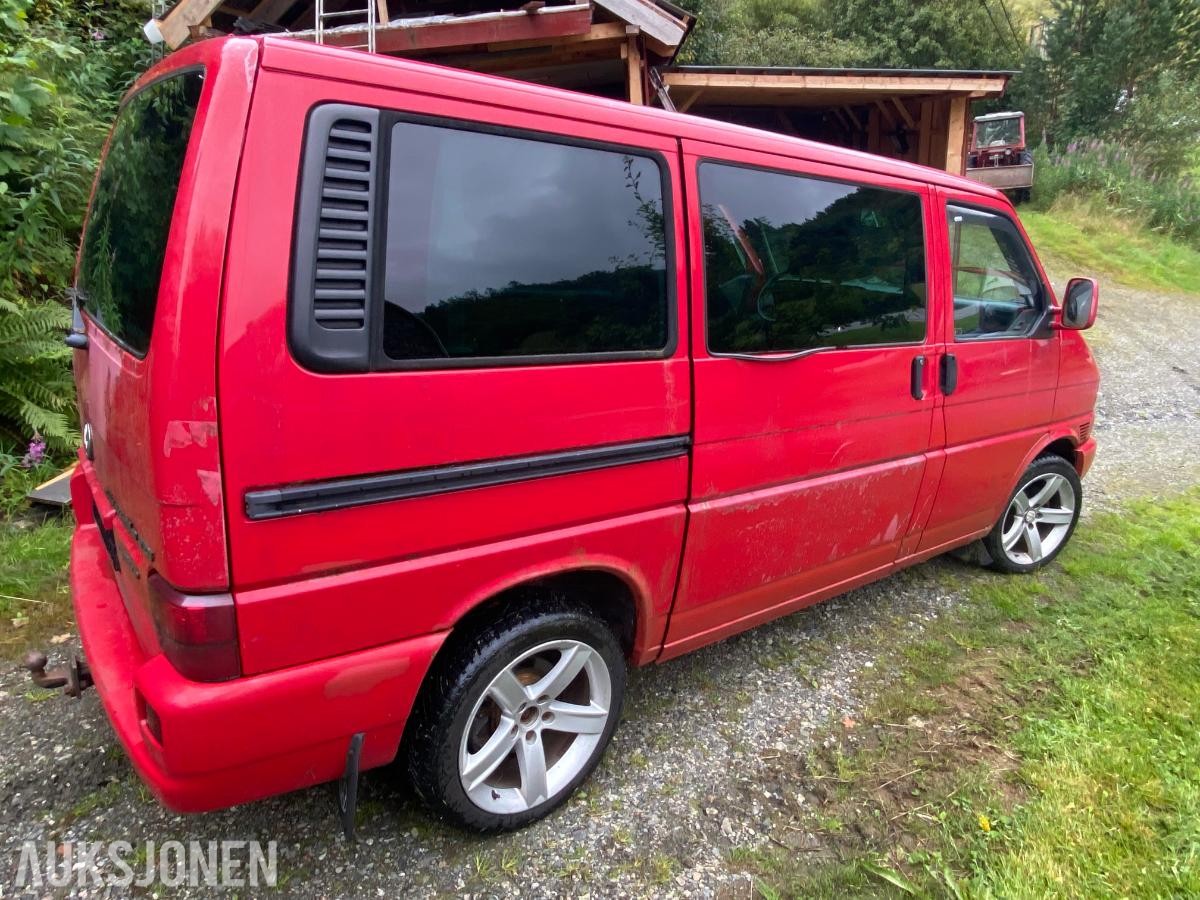1999 Volkswagen Caravelle 2.5 TDI 102hk 4MOTION 7-seter Reparasjonsobjekt