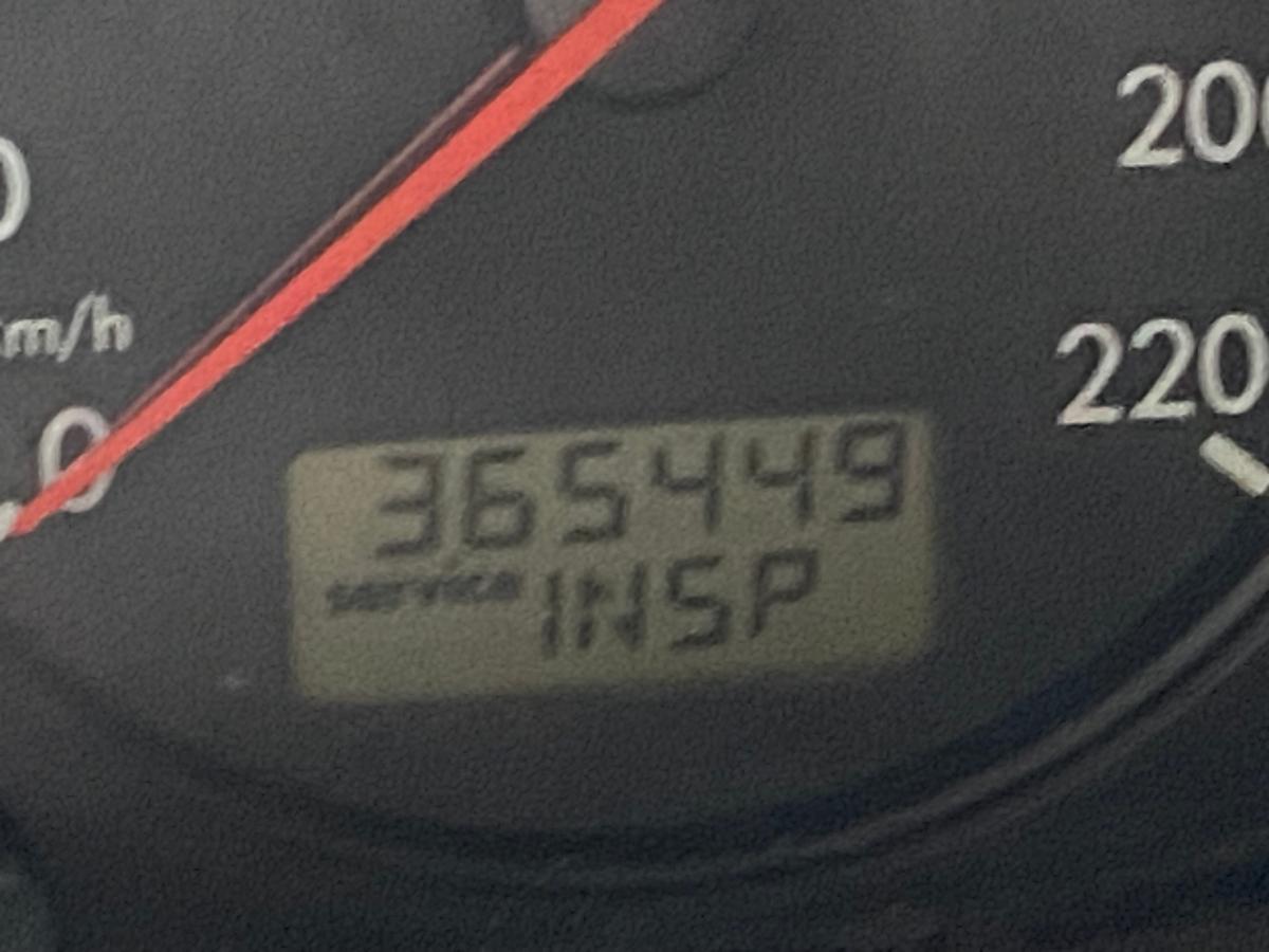 1999 Volkswagen Caravelle 2.5 TDI 102hk 4MOTION 7-seter Reparasjonsobjekt