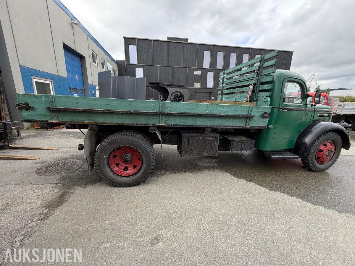 1946 Reo SPEED WAGON veteran lastebil