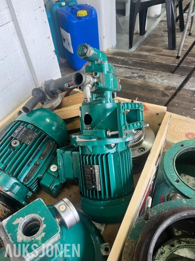 Wag og adda motor 112M-02, FC90S-4