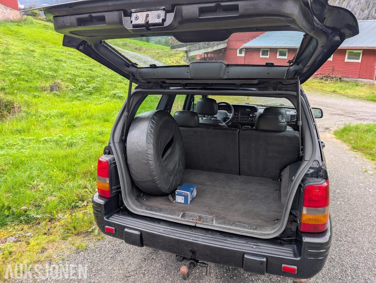 1998 Jeep Grand Cherokee Limited 4.0 184hk 4WD, Automat, Cruisekontroll