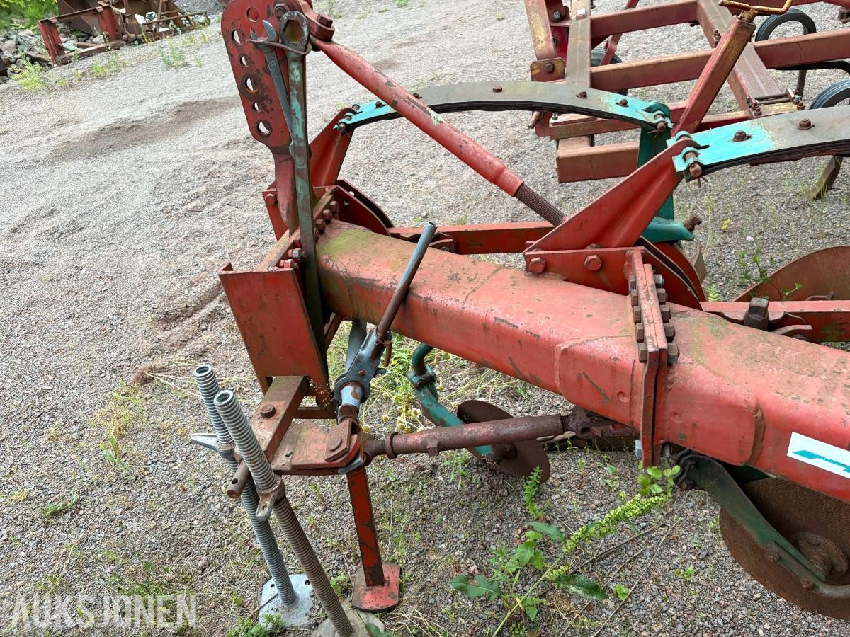 Kverneland 3 skjærs plog 14 "