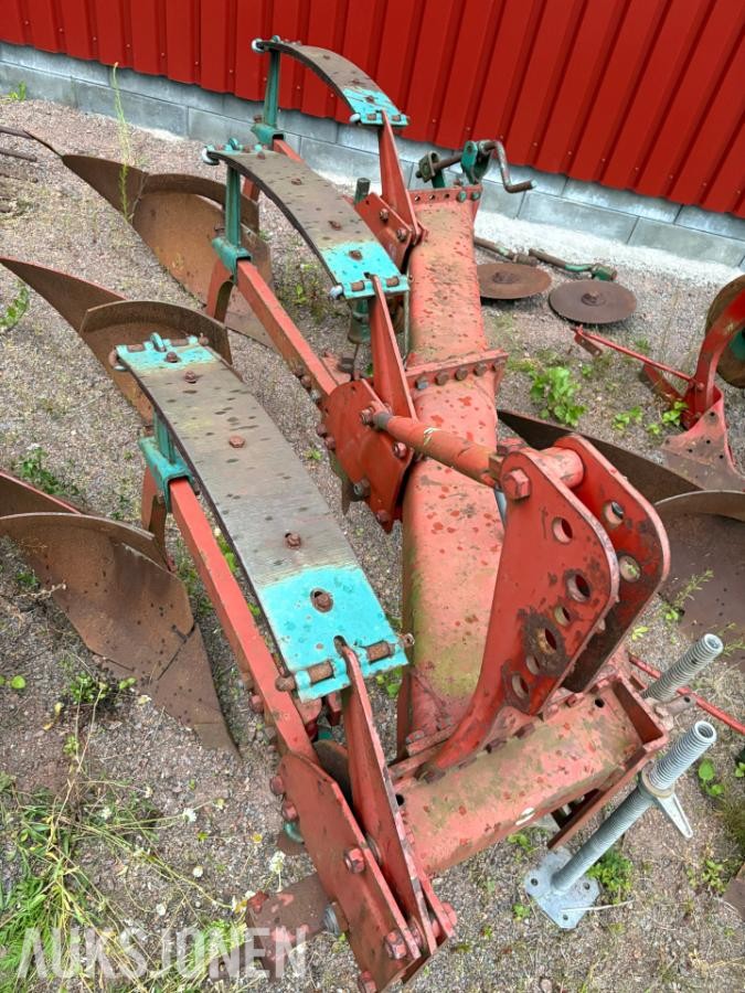 Kverneland 3 skjærs plog 14 "