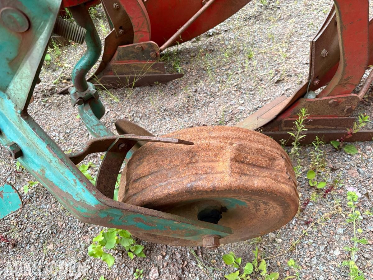 Kverneland 3 skjærs plog 14 "