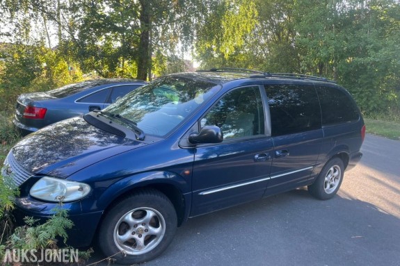 2002 Chrysler Voyager 3.3 AWD, 130000km, 7 seter, Automat, Hengerfeste, S+V dekk, EU OK til 06.2028