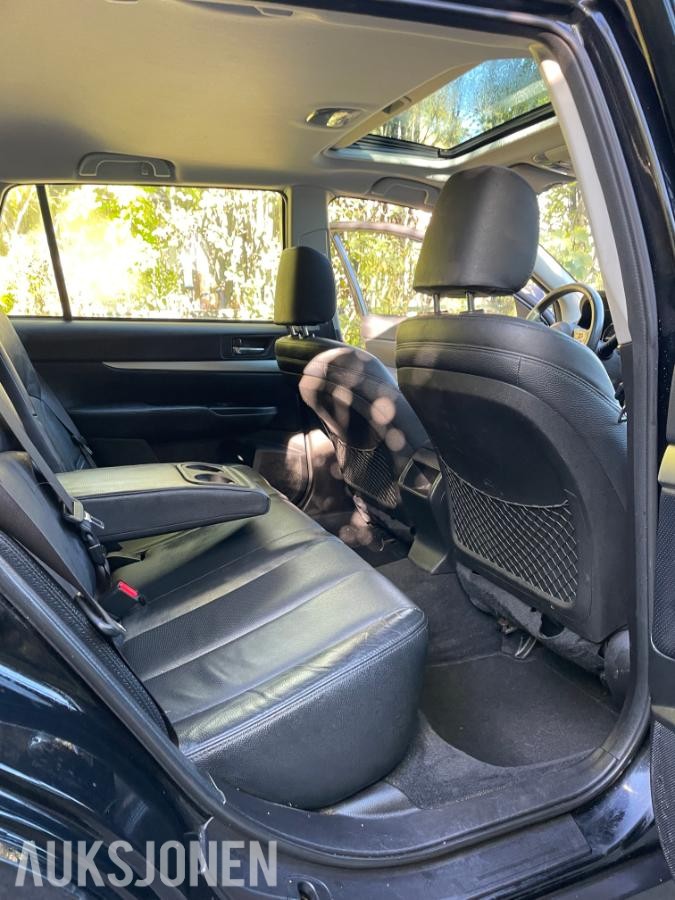 2010 Subaru Outback 2.0d topp utstyr