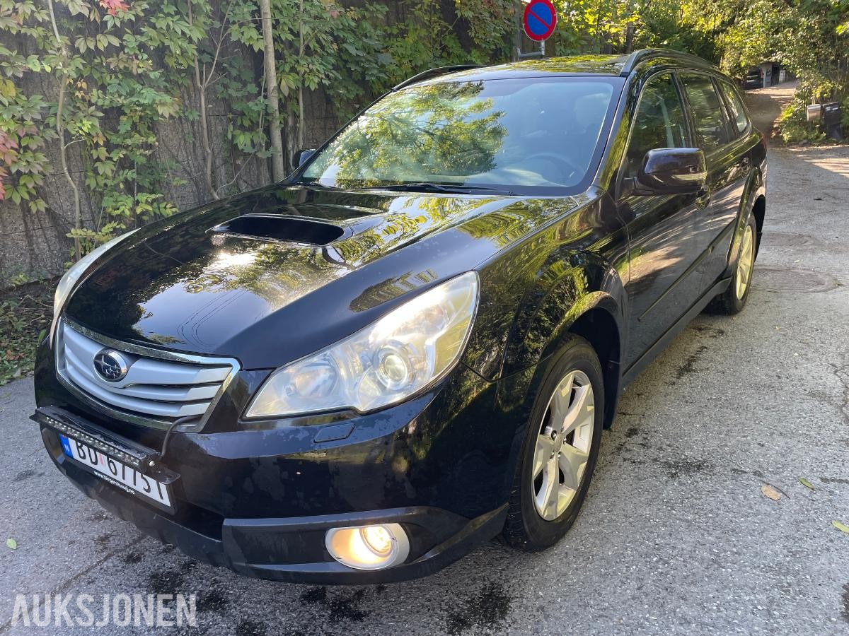 2010 Subaru Outback 2.0d topp utstyr