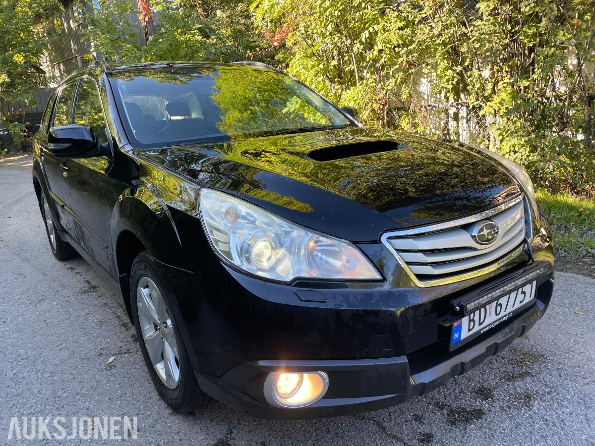 2010 Subaru Outback 2.0d topp utstyr