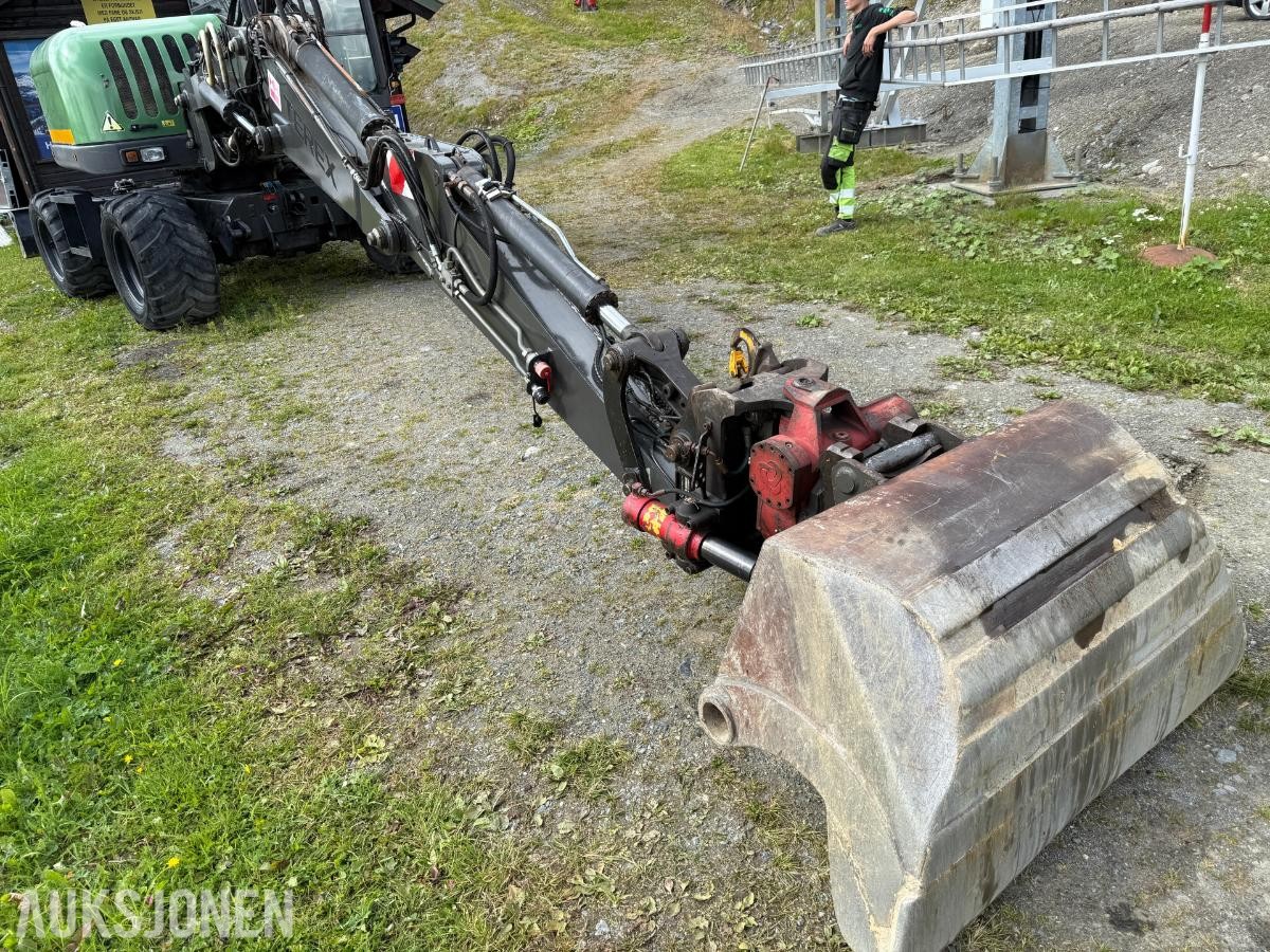 2006 Terex Schaeff Hjulgraver med tiltrotator og skjær