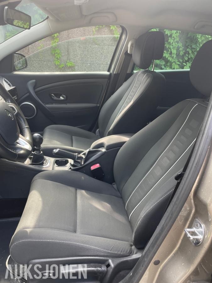2014 Renault MEGANE 1.5-110 lav km 92.000 km - Rep objekt