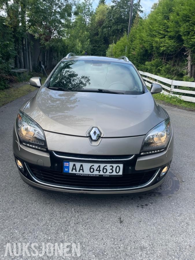 2014 Renault MEGANE 1.5-110 lav km 92.000 km - Rep objekt