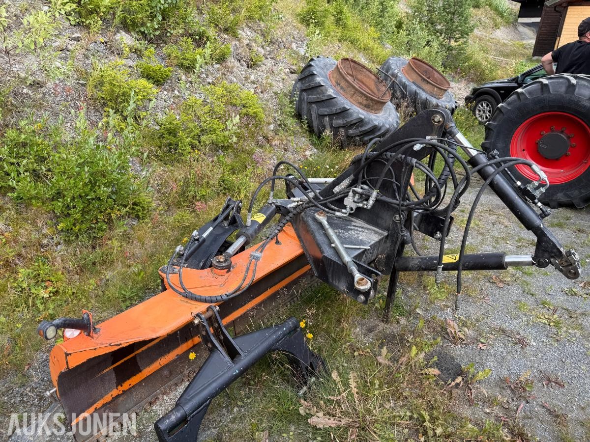 2019 Traktorskjær FMG Vegskrape solid og robust