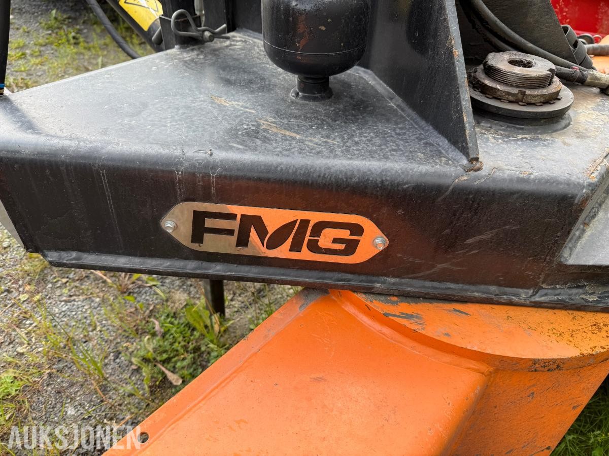 2019 Traktorskjær FMG Vegskrape solid og robust
