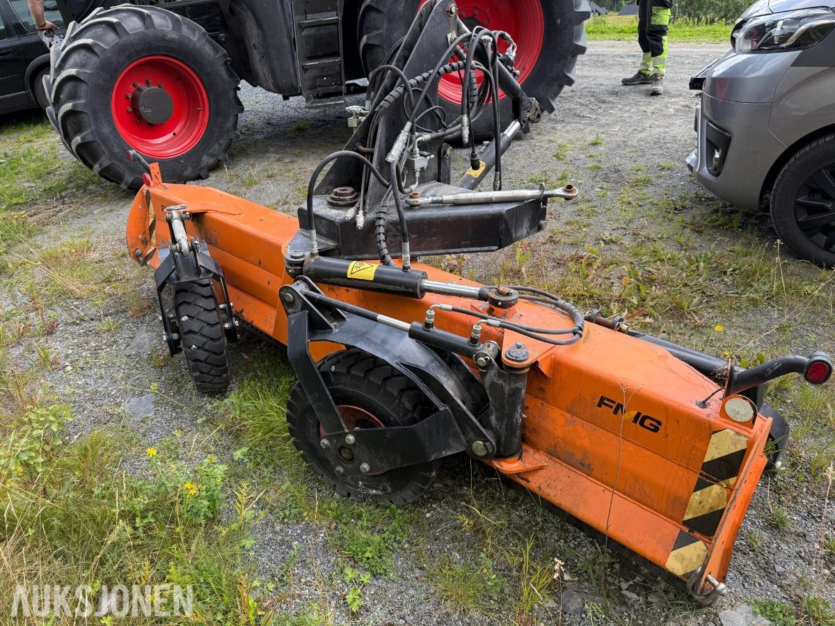 2019 Traktorskjær FMG Vegskrape solid og robust