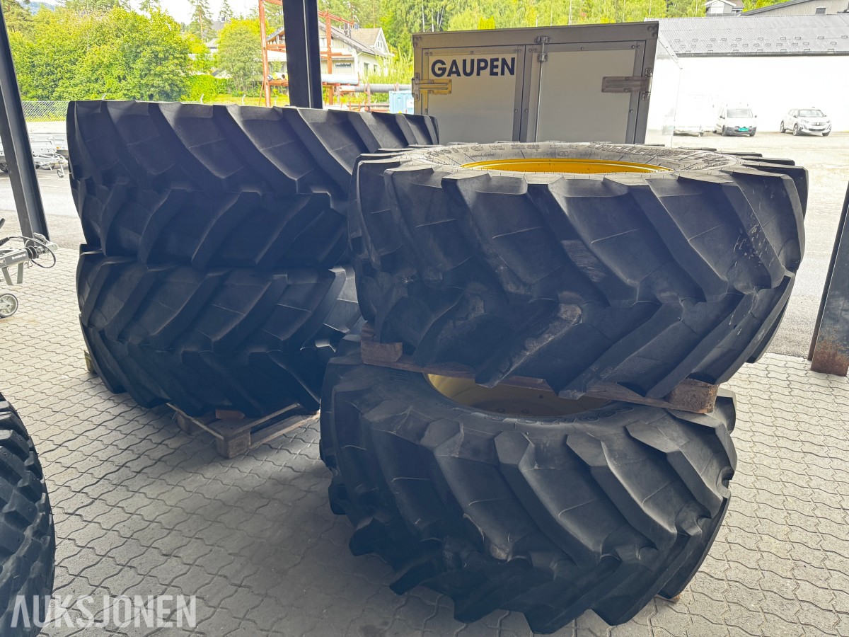 John Deere Trelleborg traktorhjul 600/70 R28 + 710/70 R42