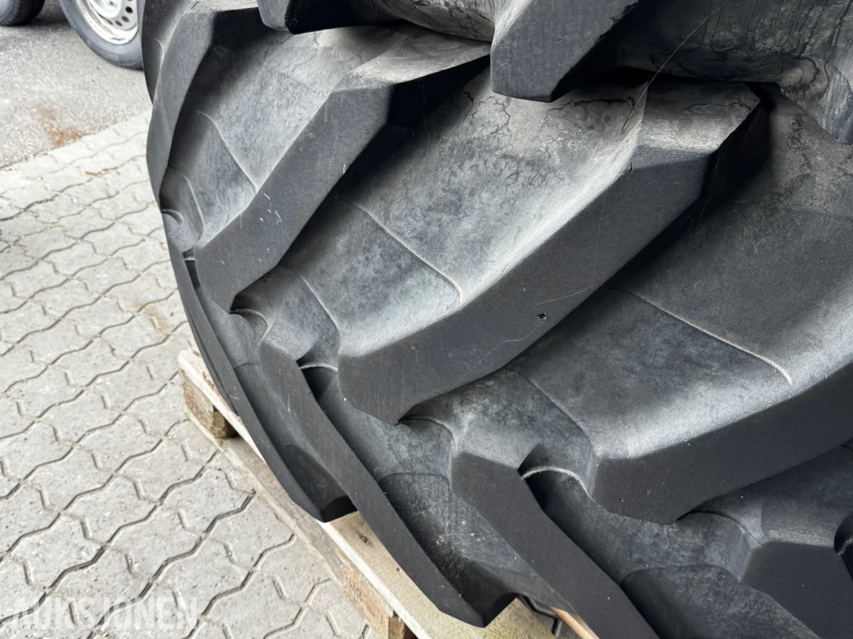 John Deere Trelleborg traktorhjul 600/70 R28 + 710/70 R42