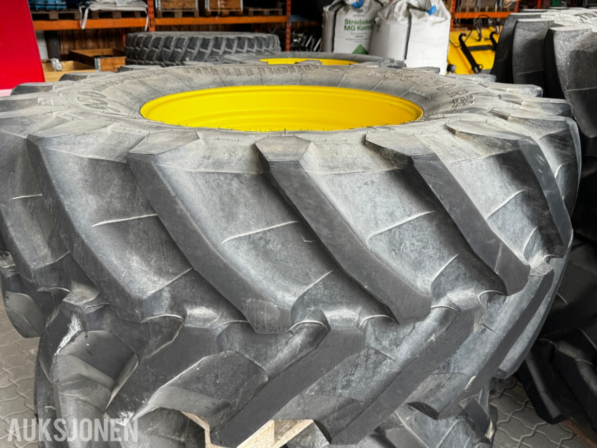 John Deere Trelleborg traktorhjul 600/70 R28 + 710/70 R42
