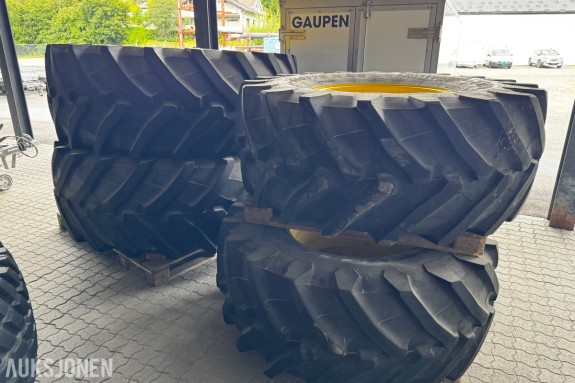 John Deere Trelleborg traktorhjul 600/70 R28 + 710/70 R42
